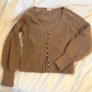 Aritzia Wilfred Pearl Button Cardigan size Large